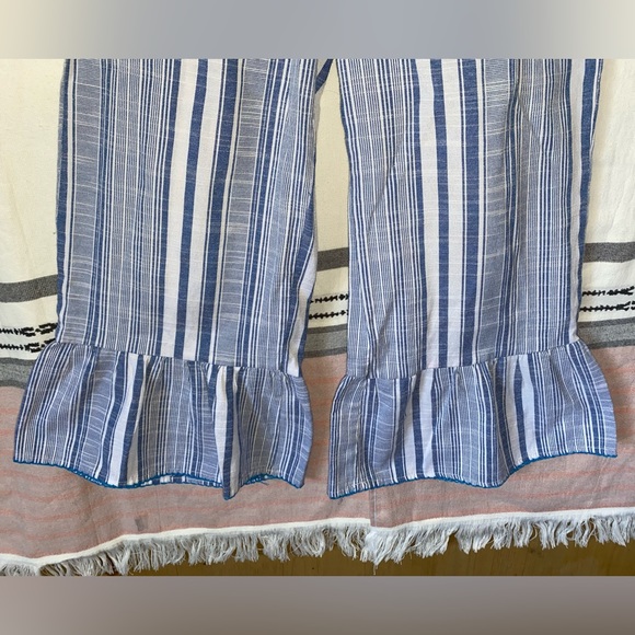 Girls Size 12 Tahari Branded Striped Dress Pants - Picture 2 of 3